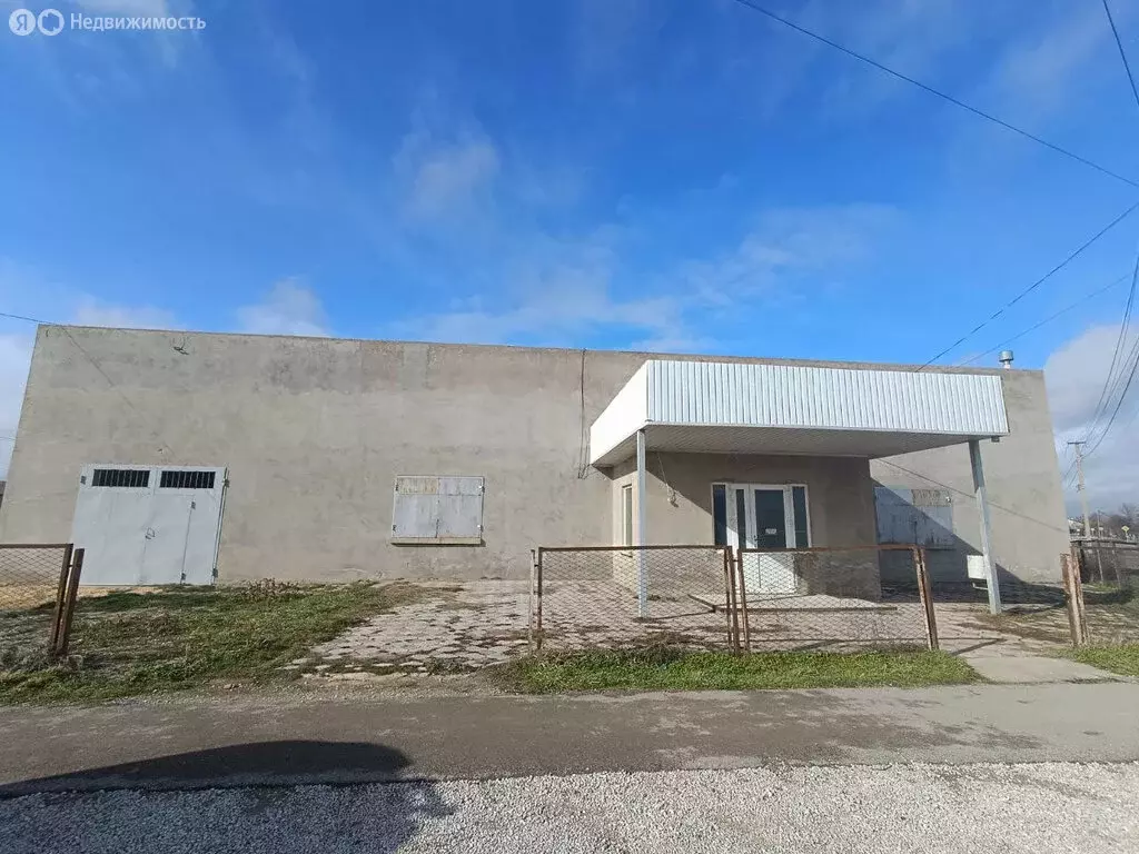 Торговая площадь (354 м) - Фото 1