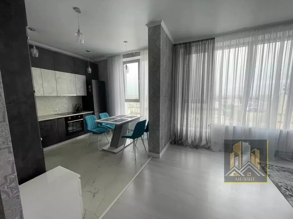 2-к кв. Татарстан, Казань Комсомольская ул., 2 (65.0 м) - Фото 1