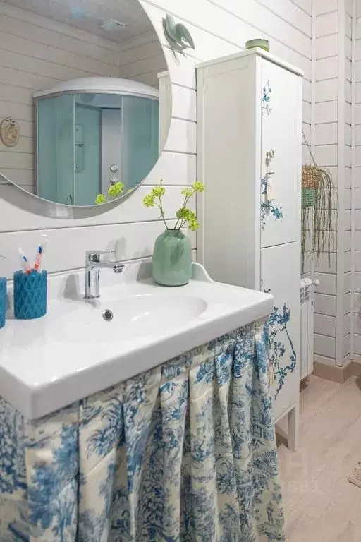 Комната Челябинская область, Челябинск Курортная ул., 21 - Фото 1