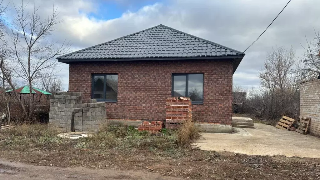 Дом в Оренбургская область, Оренбургский район, Весенний сельсовет, ... - Фото 1