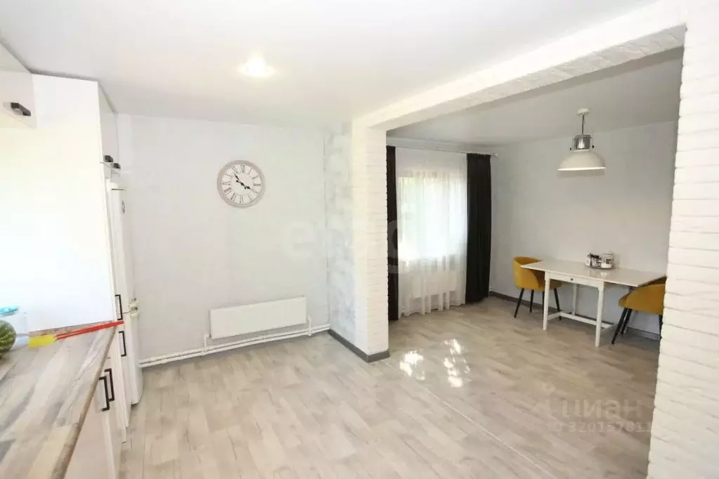 Дом в Костромская область, Кострома пос. Волжский, 7-й кв-л, 7 (250 м) - Фото 1