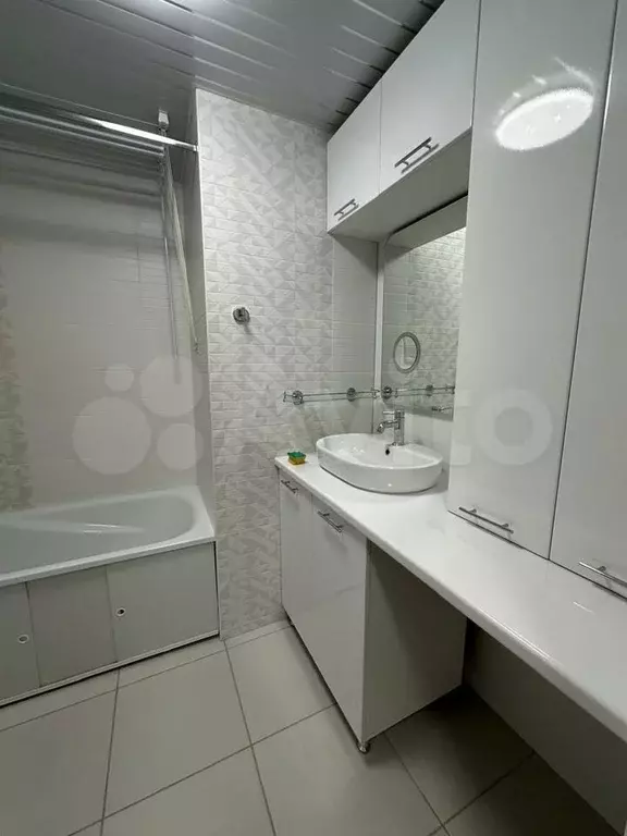 3-к. квартира, 50 м, 2/5 эт. - Фото 0