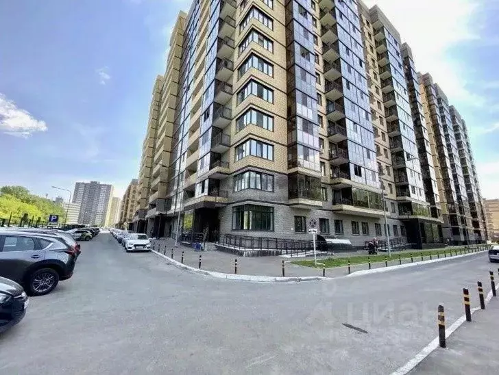 Помещение свободного назначения в Татарстан, Казань ул. Рауиса ... - Фото 1