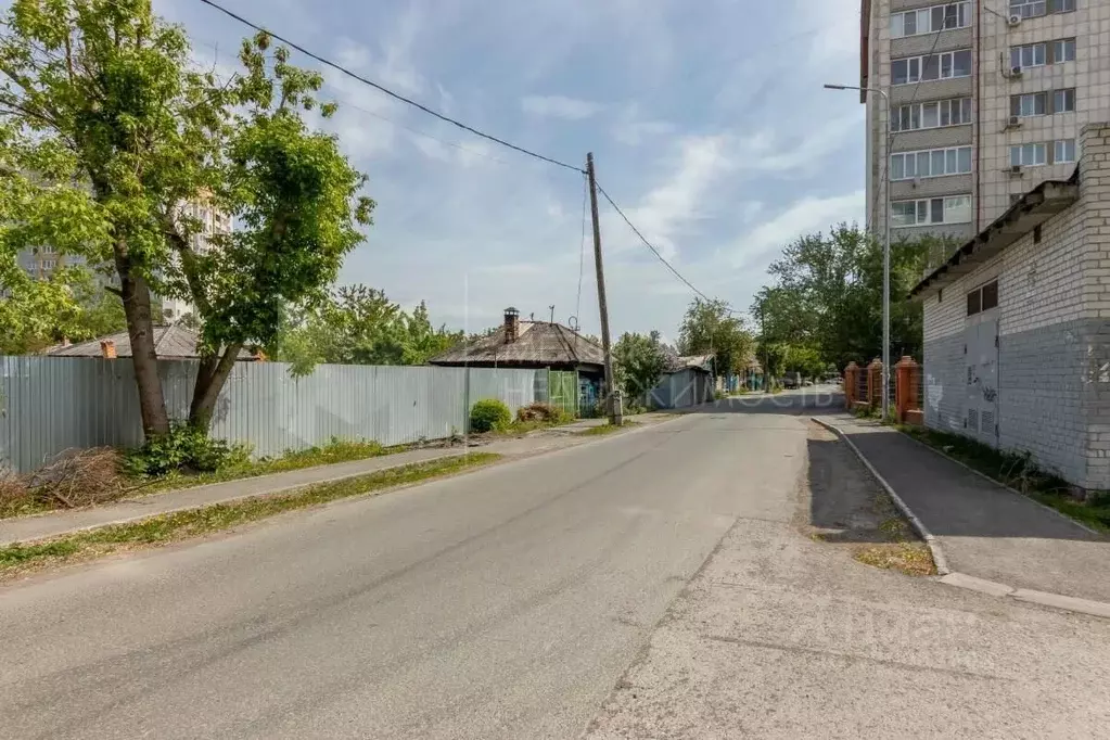 Участок в Тюменская область, Тюмень Военная ул., 12 (7.3 сот.) - Фото 0