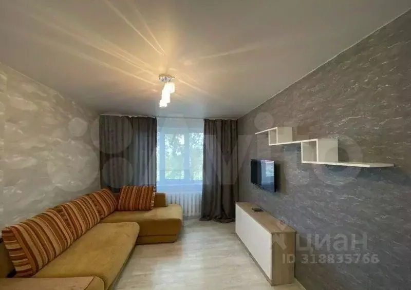 2-к кв. Иркутская область, Усть-Илимск ул. Наймушина, 22 (35.0 м) - Фото 0