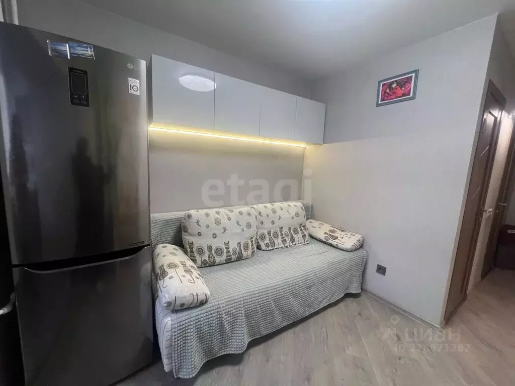 2-к кв. Удмуртия, Ижевск ул. Имени Репина, 4 (50.0 м) - Фото 1