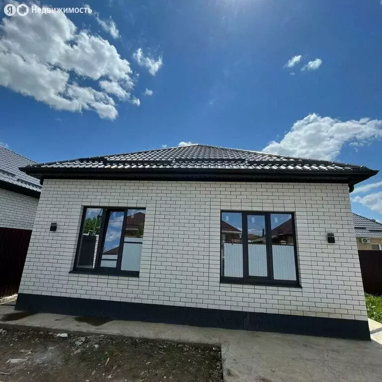 Дом в посёлок Берёзовый, Лекарственная улица, 3 (90 м) - Фото 1