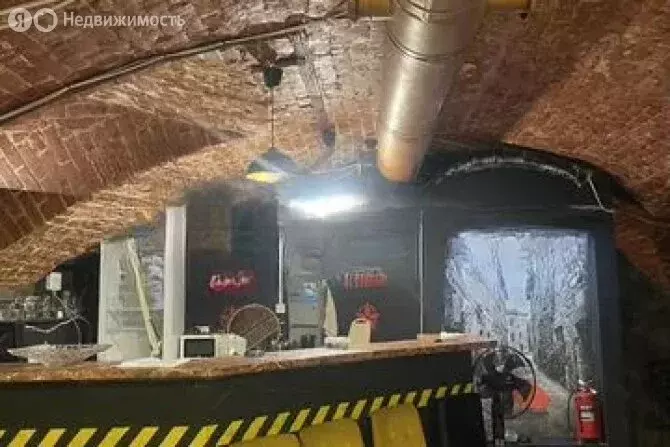 Помещение свободного назначения (700 м) - Фото 1