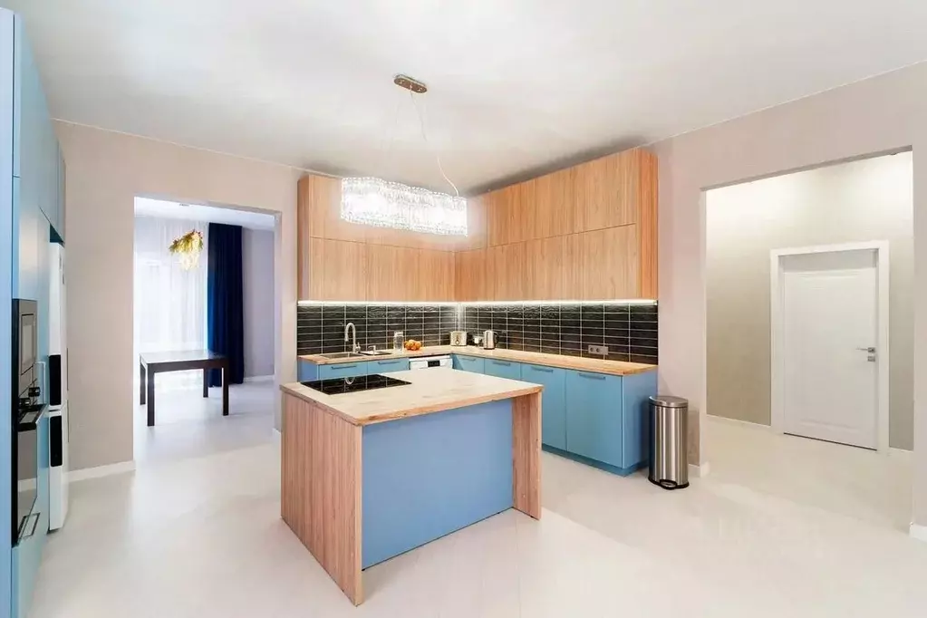 Дом в Омская область, Омск пер. 3-й Приветливый, 12 (150 м) - Фото 2