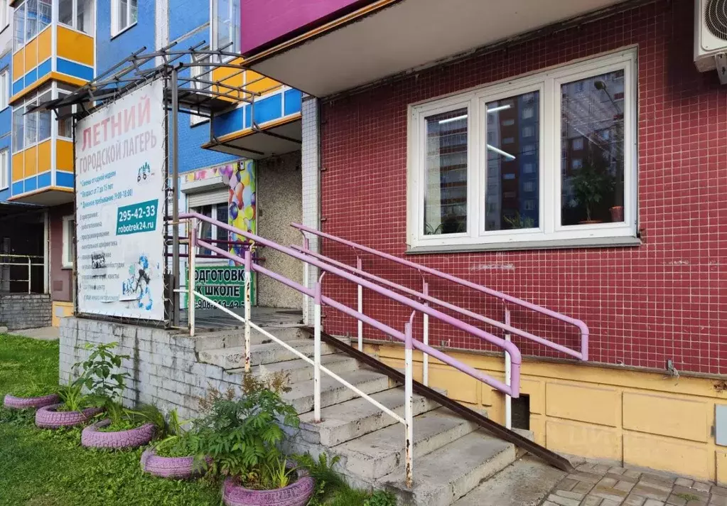 Помещение свободного назначения в Красноярский край, Красноярск ул. ... - Фото 0