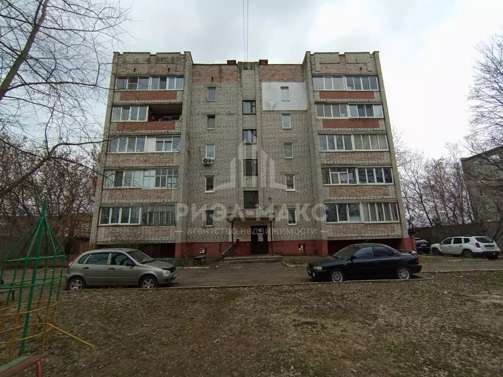 1-к кв. Брянская область, Брянск ул. Красных Партизан, 36 (36.7 м) - Фото 0