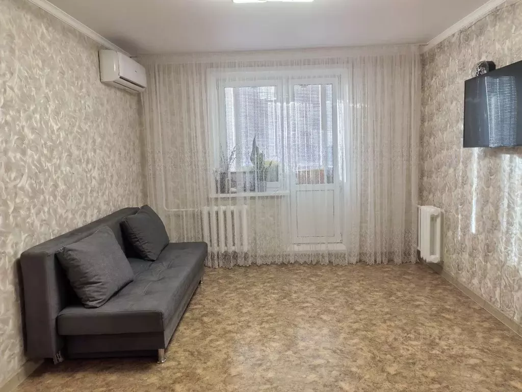 2-к кв. Татарстан, Нижнекамск ул. Рифката Гайнуллина, 14 (52.4 м) - Фото 1