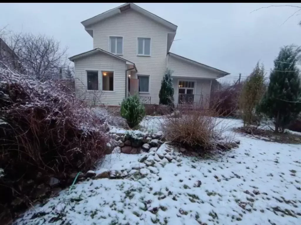 Дом в Ленинградская область, Выборгский район, Полянское с/пос, пос. ... - Фото 1