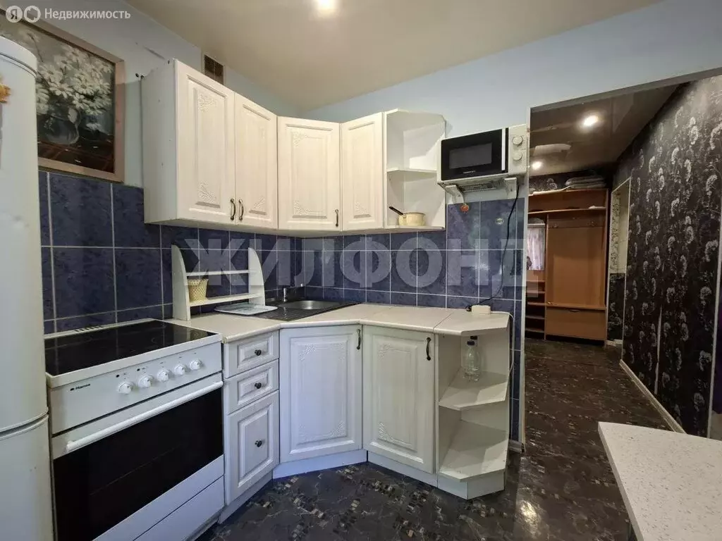 3-комнатная квартира: Обь, улица Калинина, 22 (54.5 м) - Фото 0