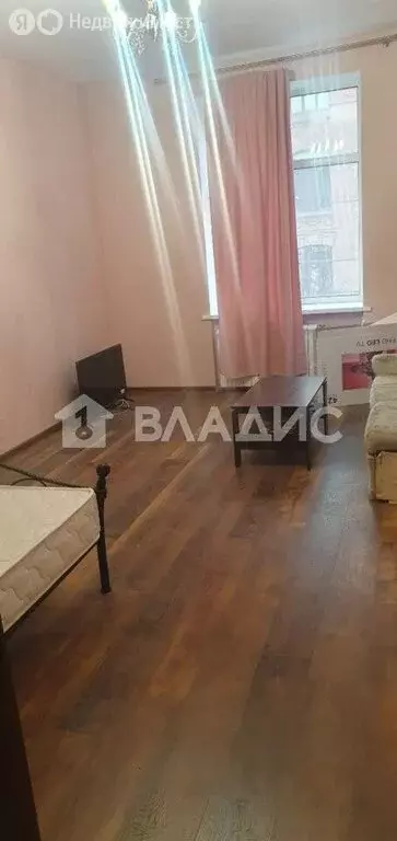 3-комнатная квартира: Санкт-Петербург, улица Красного Курсанта, 26 (77 ... - Фото 1