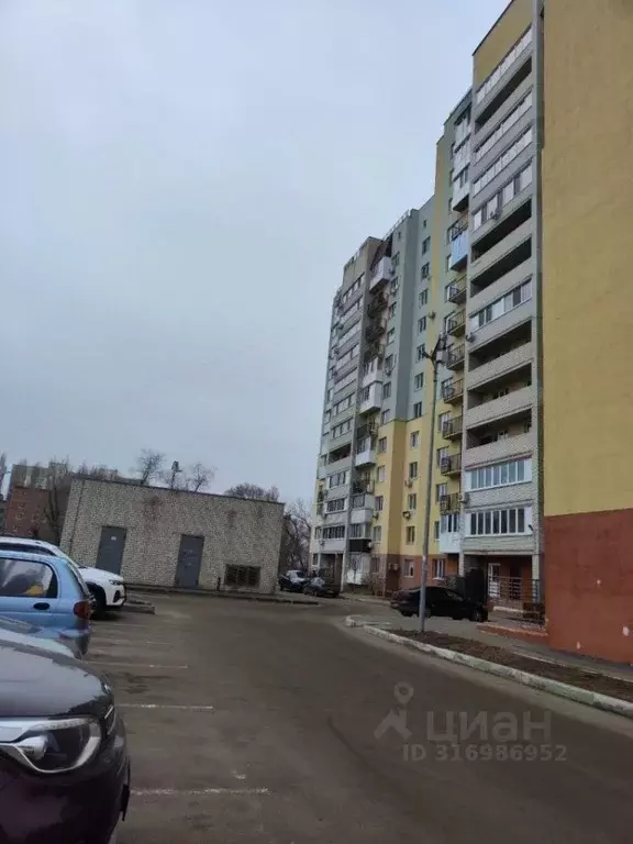 2-к кв. Саратовская область, Энгельс пос. Новое Осокорье, ул. ... - Фото 1