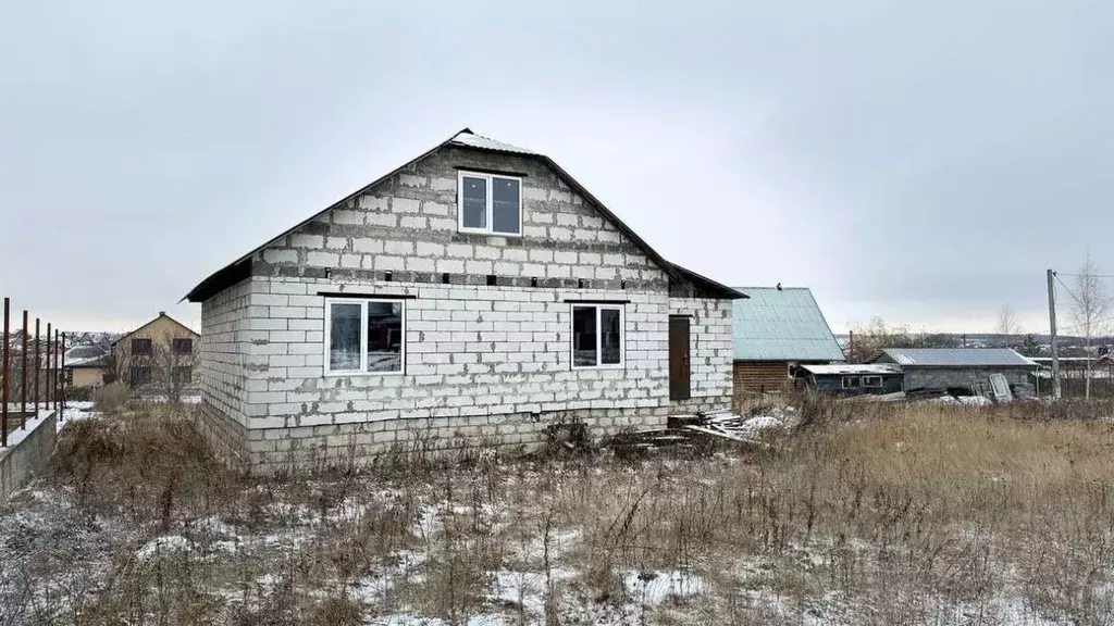 Дом в Белгородская область, Белгородский район, пос. Майский ул. ... - Фото 1