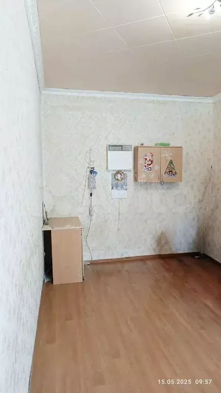 Комната 17 м в 3-к., 3/3 эт. - Фото 1