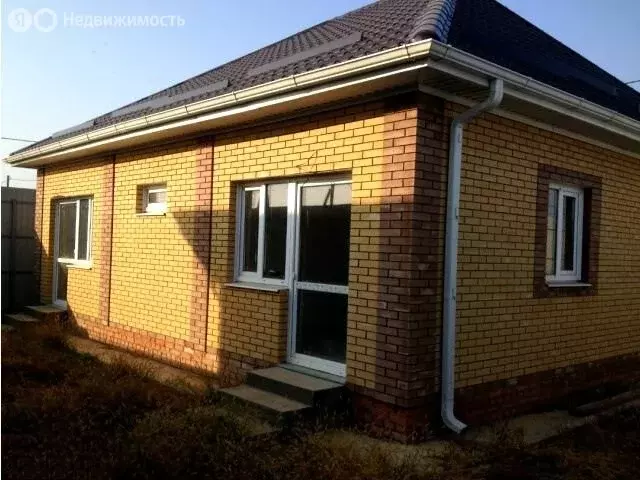 Дом в Ростов-на-Дону, Особенная улица (90 м) - Фото 1