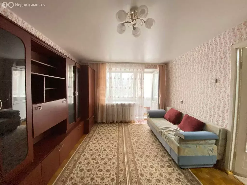 2-комнатная квартира: Сарапул, улица Фрунзе, 16 (51.7 м) - Фото 1
