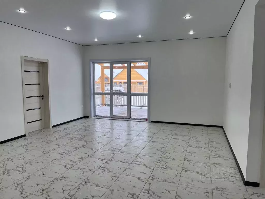 Дом в Иркутская область, Иркутский муниципальный округ, с. Хомутово ... - Фото 2