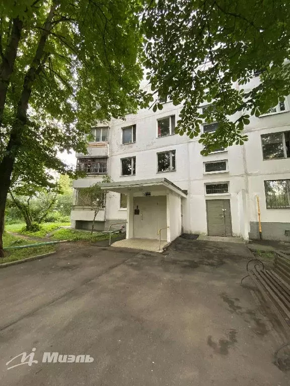 Продается 3-комнатная квартира - Фото 1