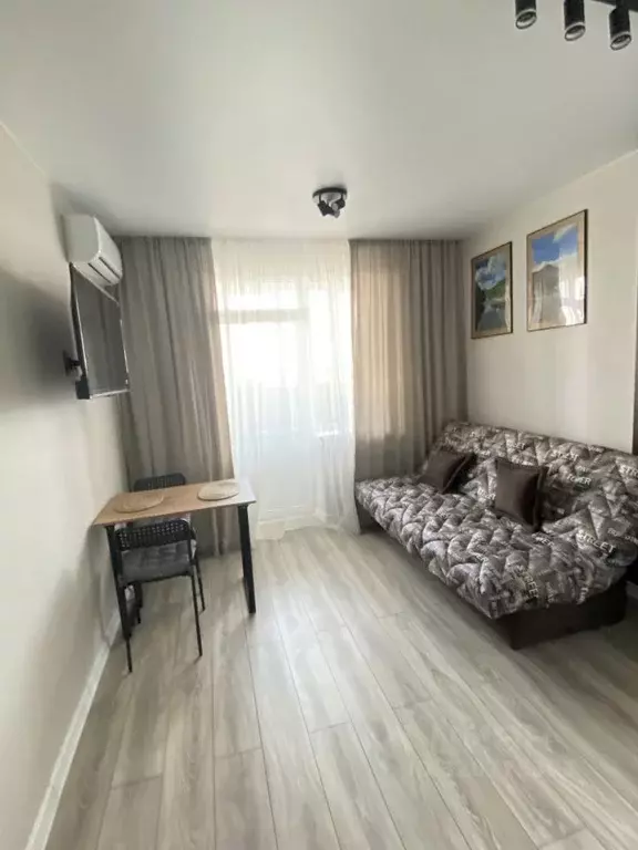 Студия Ростовская область, Ростов-на-Дону, Нахичевань ул. 26-я Линия, ... - Фото 0