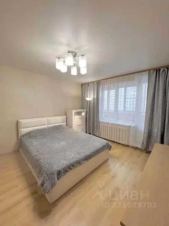 3-к кв. Бурятия, Улан-Удэ просп. Строителей, 6 (68.0 м) - Фото 1