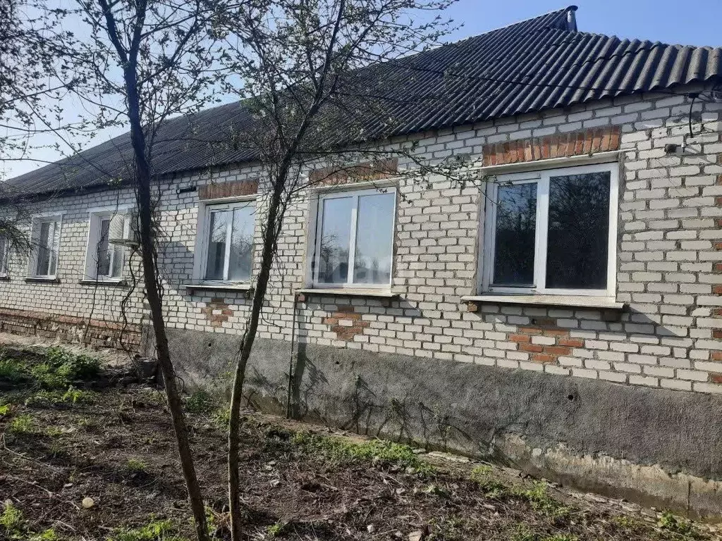 Дом в Белгородская область, Валуйки 2-й Новоселовский пер. (84 м) - Фото 0