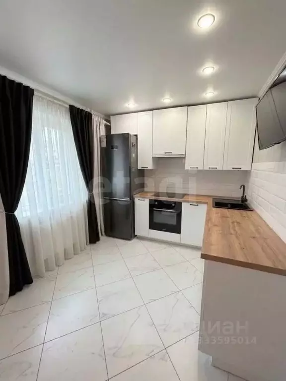 2-к кв. Тюменская область, Тюмень ул. Валентины Трофимовой, 9 (58.9 м) - Фото 1