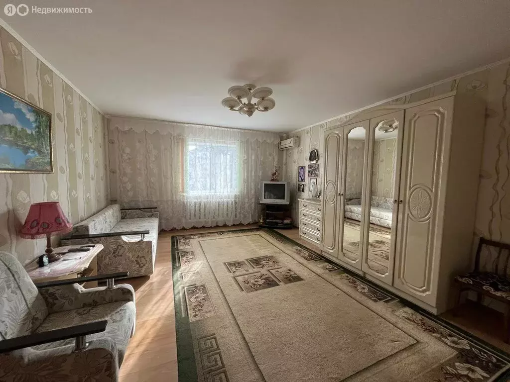 Дом в Ейск, Ленинградская улица (130 м) - Фото 1