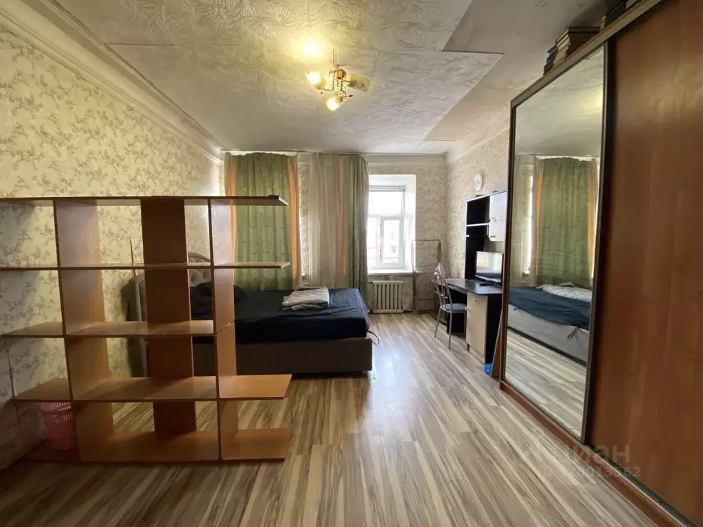 Комната Санкт-Петербург 2-я Советская ул., 18 (24.0 м) - Фото 1