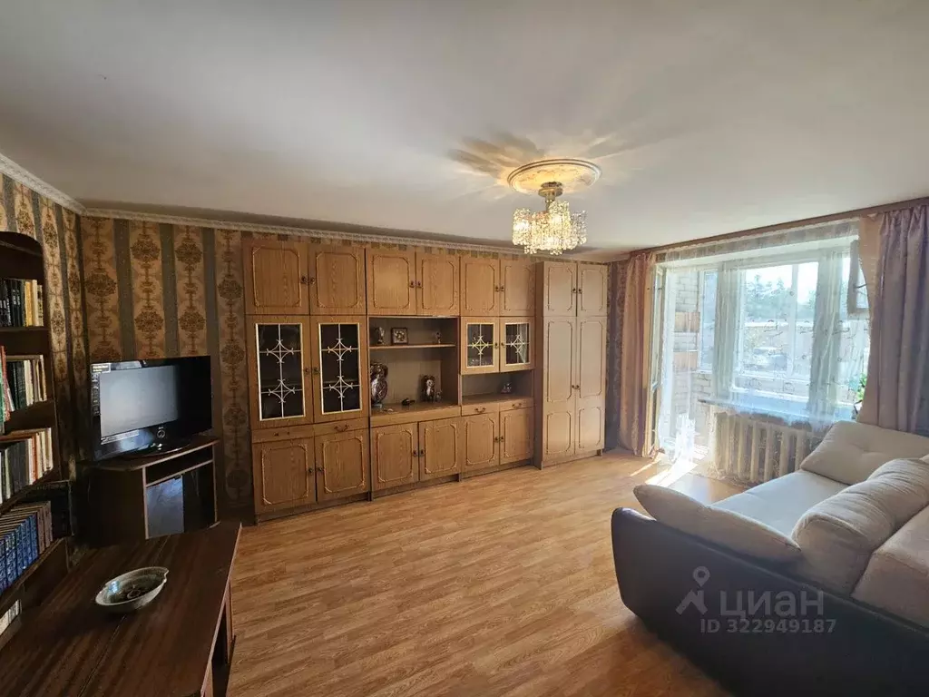 2-к кв. Новгородская область, Старая Русса Городок мкр, 20к1 (67.3 м) - Фото 1
