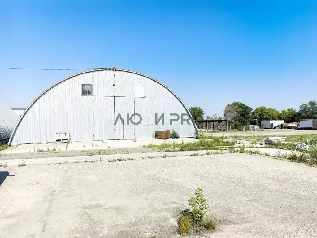 Помещение свободного назначения в Саратовская область, Саратов тракт ... - Фото 1