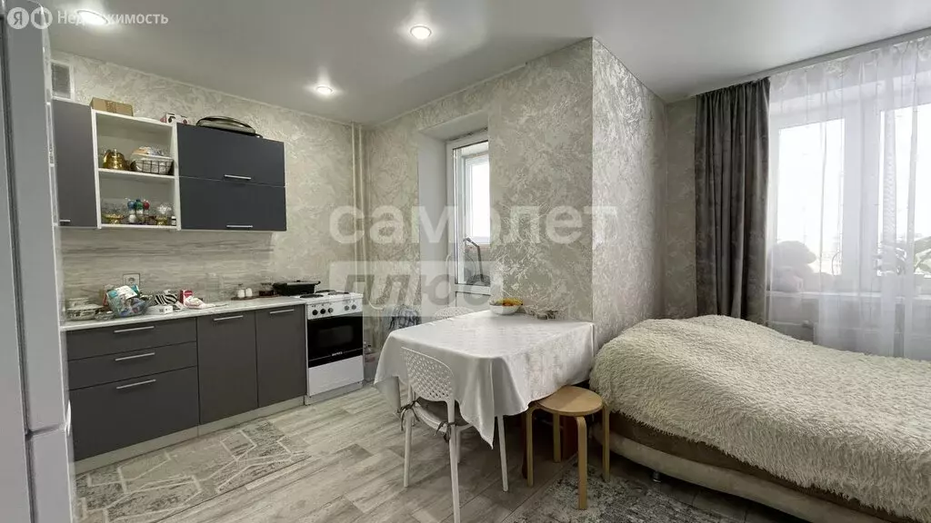 Квартира-студия: Уфа, улица Генерала Ишбулатова, 8/4 (30.8 м) - Фото 2