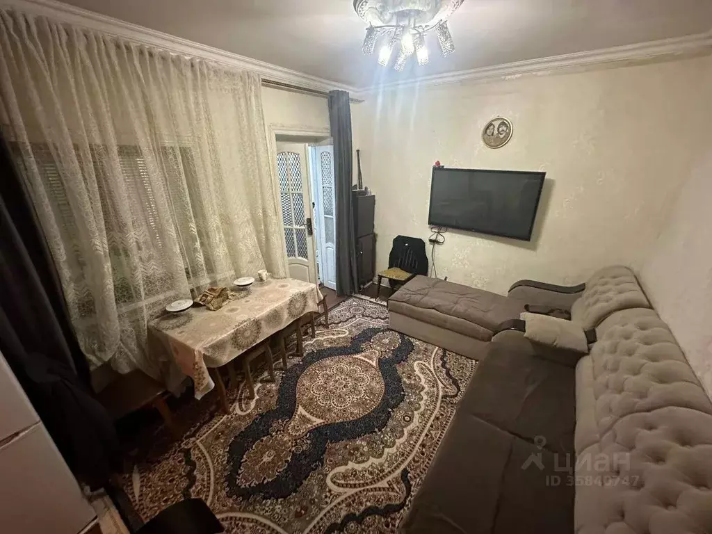 Дом в Дагестан, Махачкала ул. Ермошкина, 75 (50 м) - Фото 1