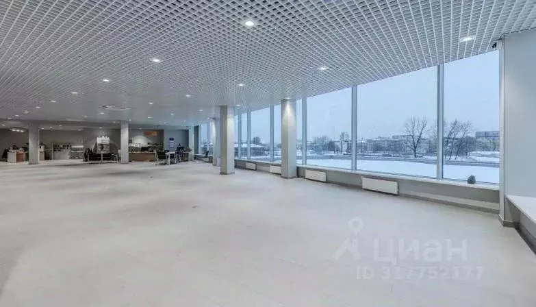 Торговая площадь в Санкт-Петербург наб. Обводного Канала, 72с2 (440 м) - Фото 1