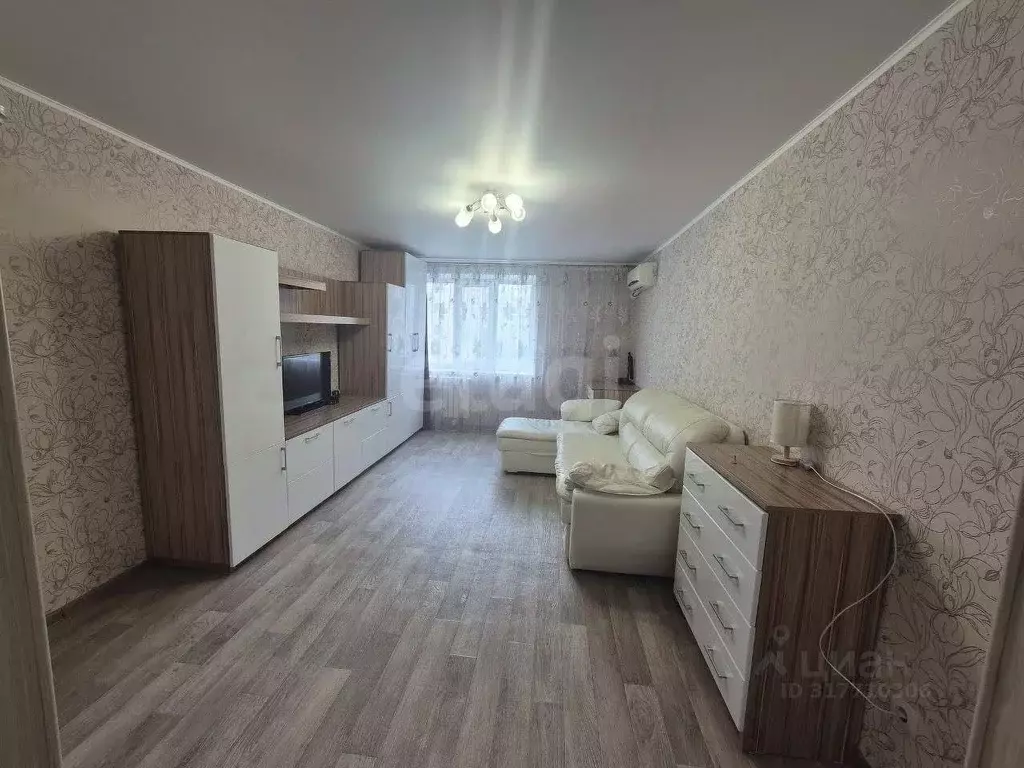 1-к кв. Саратовская область, Саратов ул. Имени П.Ф. Батавина, 12 (40.7 ... - Фото 0