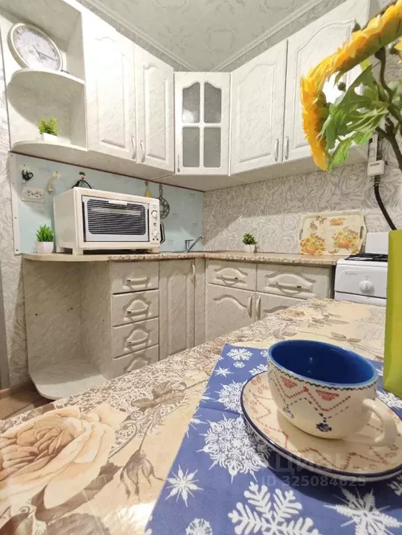 2-к кв. Омская область, Омск Моторная ул., 3 (44.8 м) - Фото 1