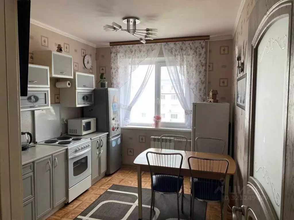 3-к кв. Белгородская область, Старый Оскол Северный мкр, 30 (64.0 м) - Фото 0