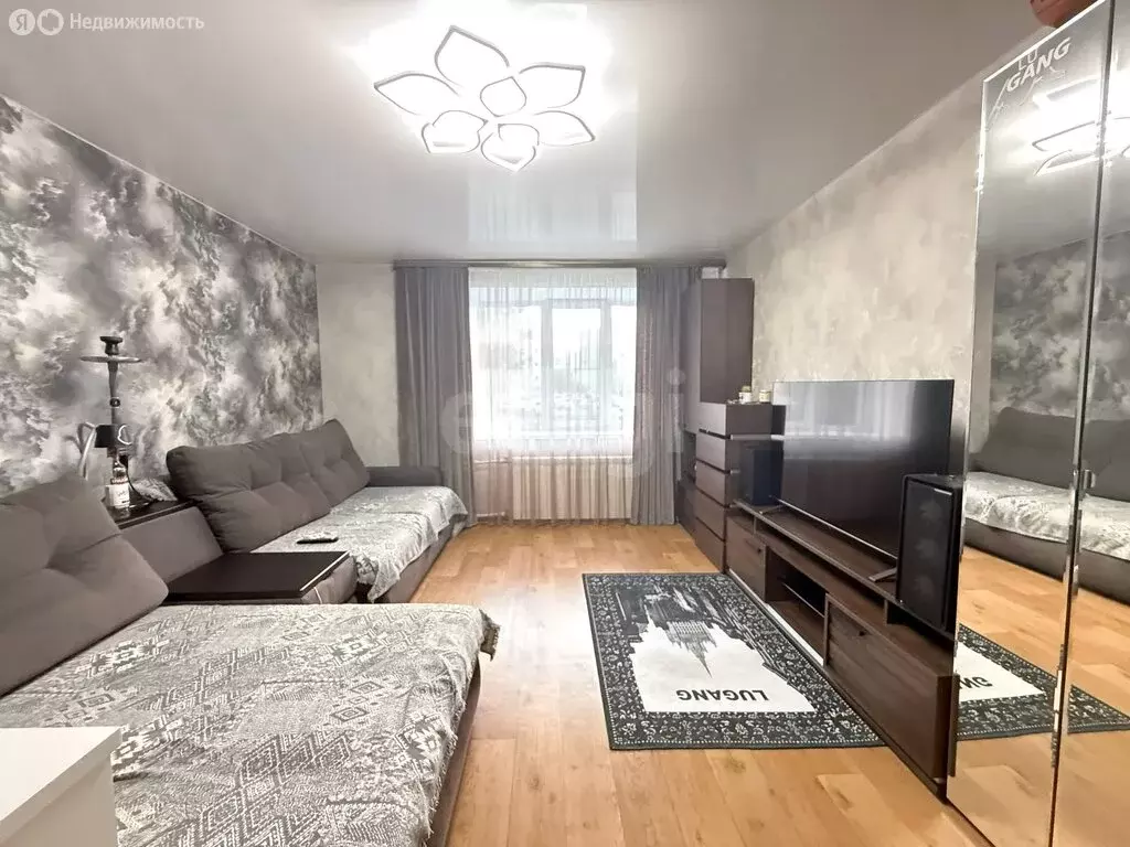 3-комнатная квартира: Курган, проспект Конституции, 62А (59.4 м) - Фото 1