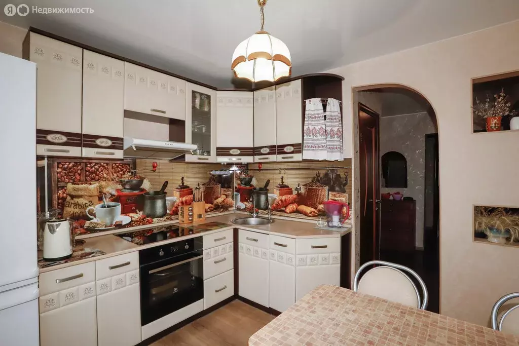 3-комнатная квартира: Иркутск, улица Баумана, 217 (66.3 м) - Фото 0