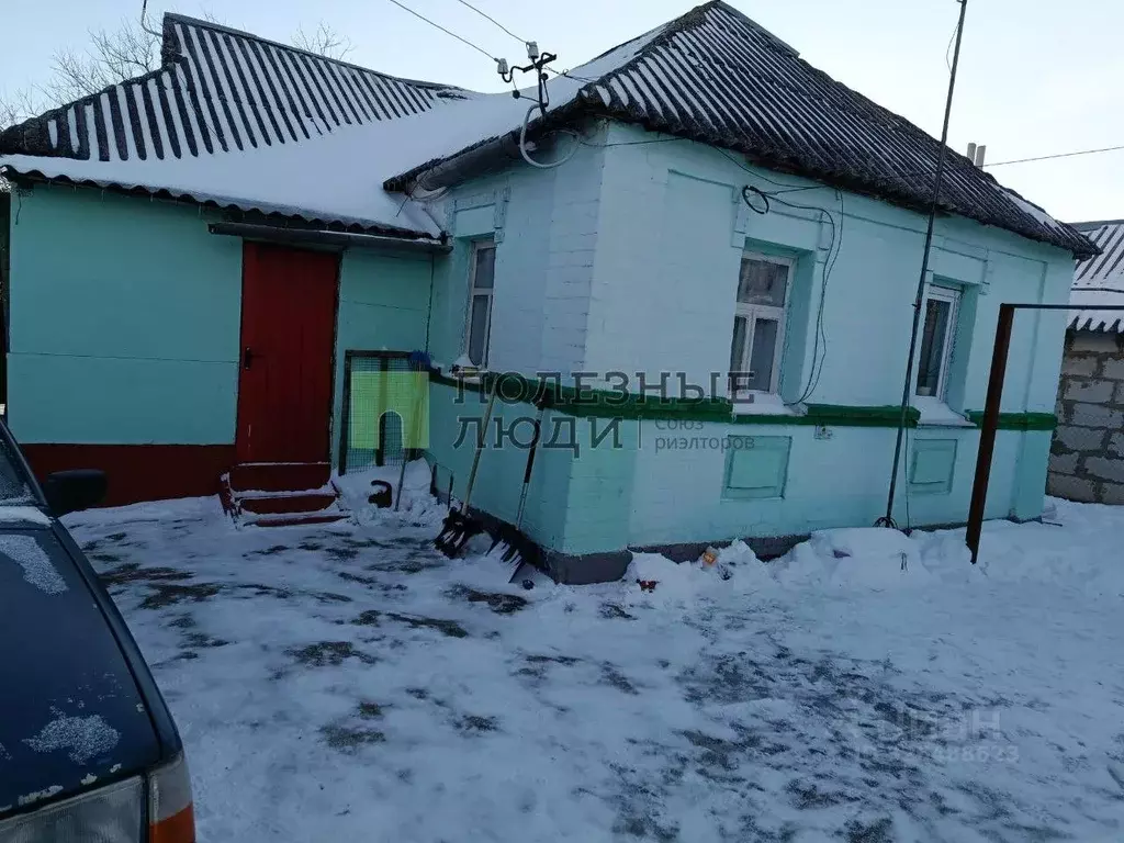 Дом в Белгородская область, Корочанский район, Ломовское с/пос, с. ... - Фото 2