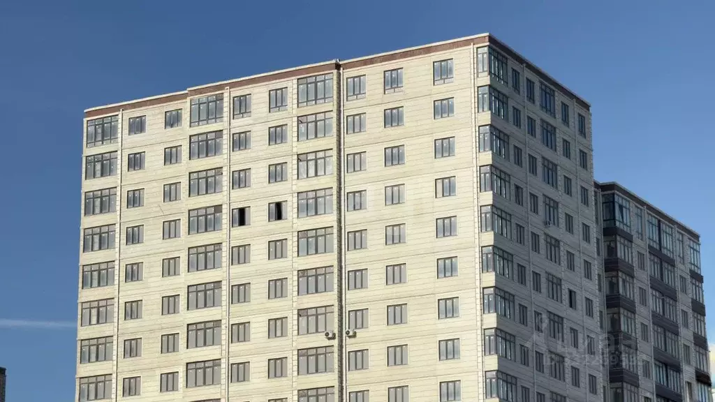 2-к кв. Дагестан, Махачкала ул. Азизова, 38 (68.6 м) - Фото 1