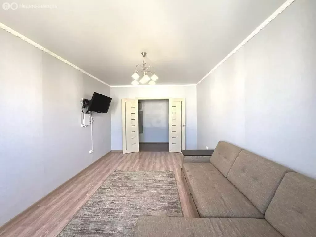 3-комнатная квартира: Тюмень, Лесопарковая улица, 17 (65.2 м) - Фото 2