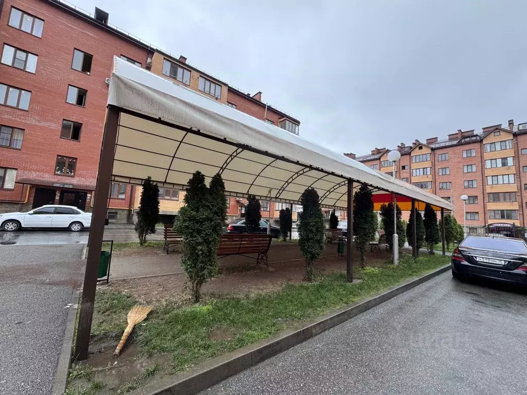 1-к кв. Северная Осетия, Владикавказ ул. Генерала Дзусова, 6 (57.0 м) - Фото 2