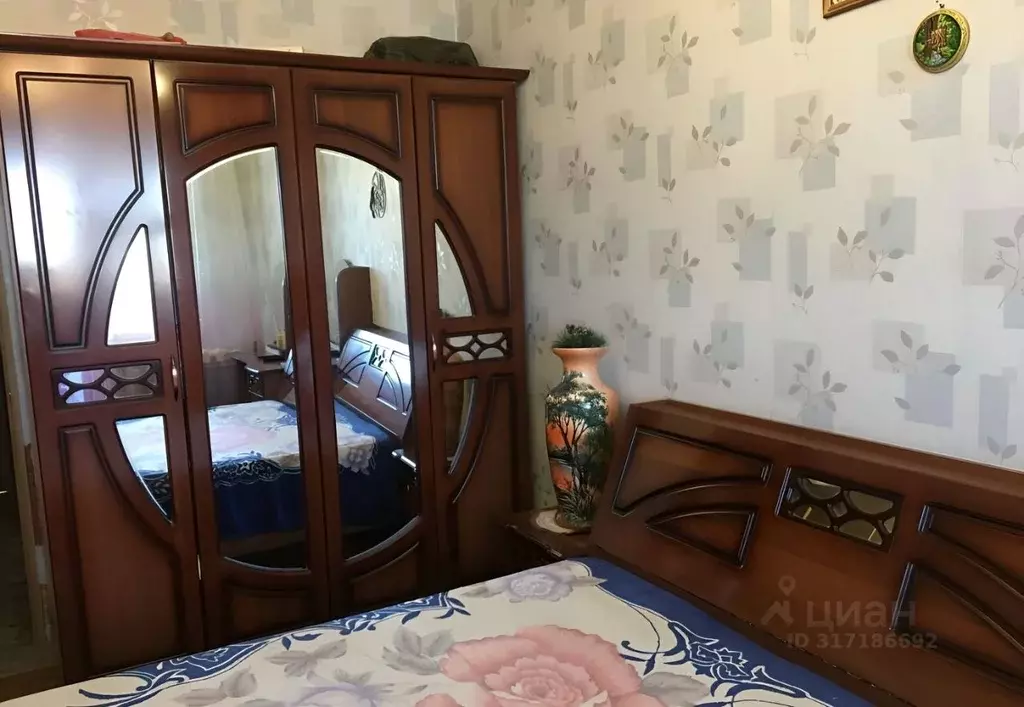 3-к кв. Ханты-Мансийский АО, Мегион ул. Нефтяников, 11А (68.4 м) - Фото 0