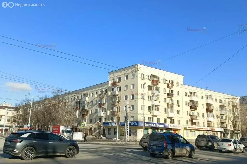 1-комнатная квартира: Екатеринбург, улица Челюскинцев, 29 (32 м) - Фото 1