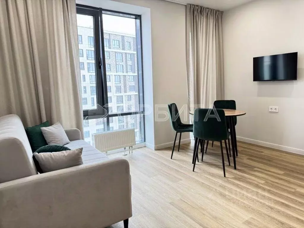 1-к кв. Тюменская область, Тюмень ул. Николая Машарова, 2 (48.8 м) - Фото 2