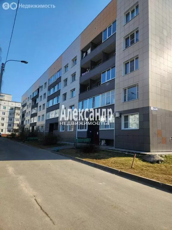 2-комнатная квартира: Кириши, улица Энергетиков, 18 (53.3 м) - Фото 1